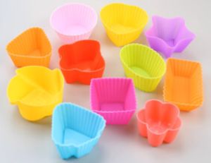 Non-toxic silicone spatulas and baking mats in a modern kitchen