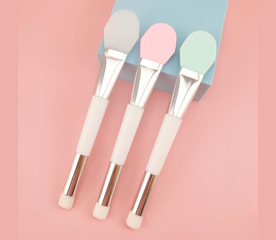 Private label silicone facial care accessories